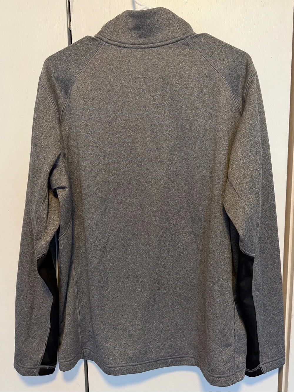Nike Men’s Gray Half-Zip Performance Pullover